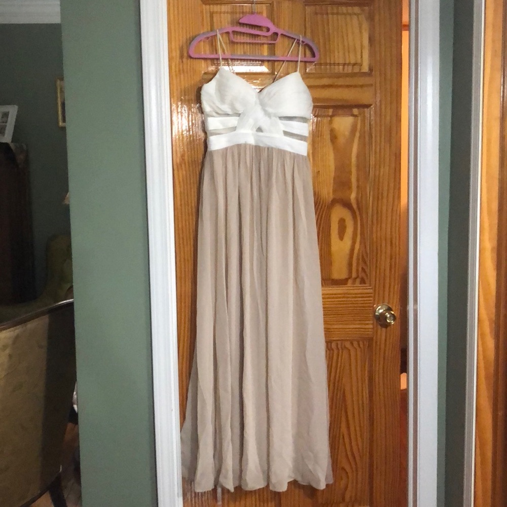 Adrianna Papell prom dress
